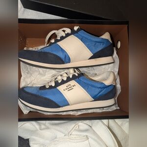 Coach Men's Navy and Beige Sneakers